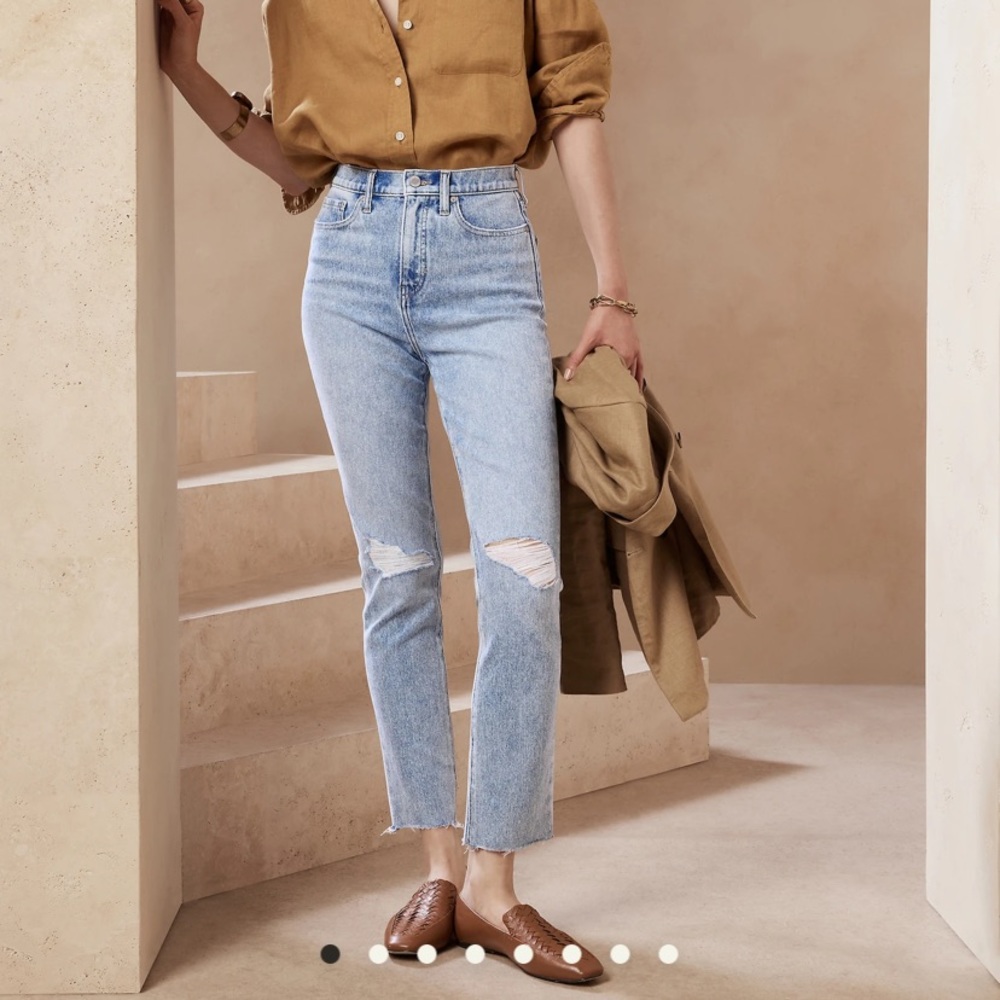 NWT banana republic ultra high + slim jean in light wash.